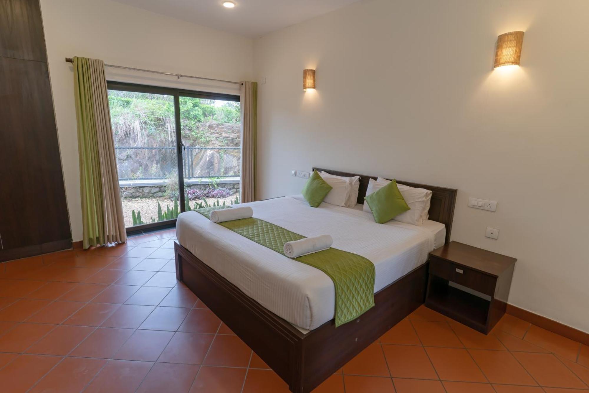 Bed and Breakfast Beyond Pines Вагамон Экстерьер фото